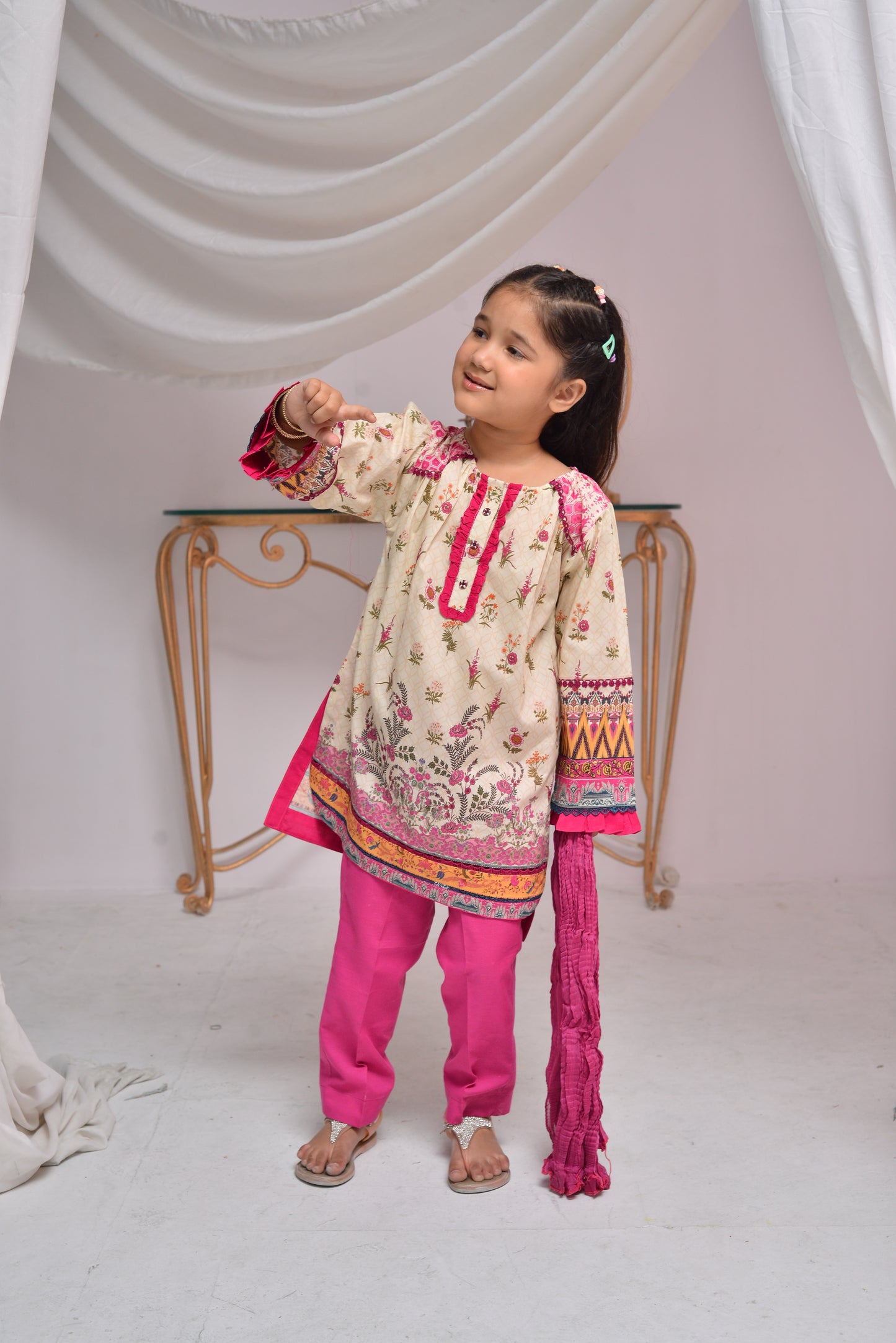 Pink Floral (FCG-050)