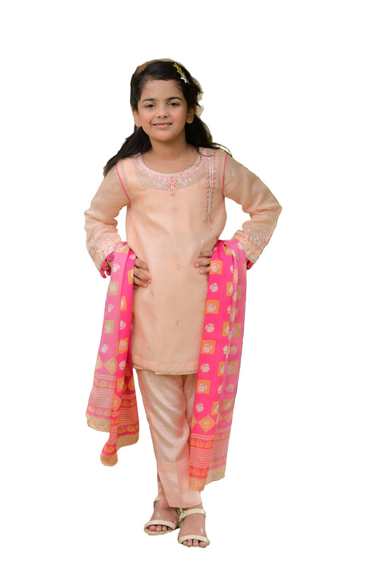 Pinkish Peach (FFG-050)