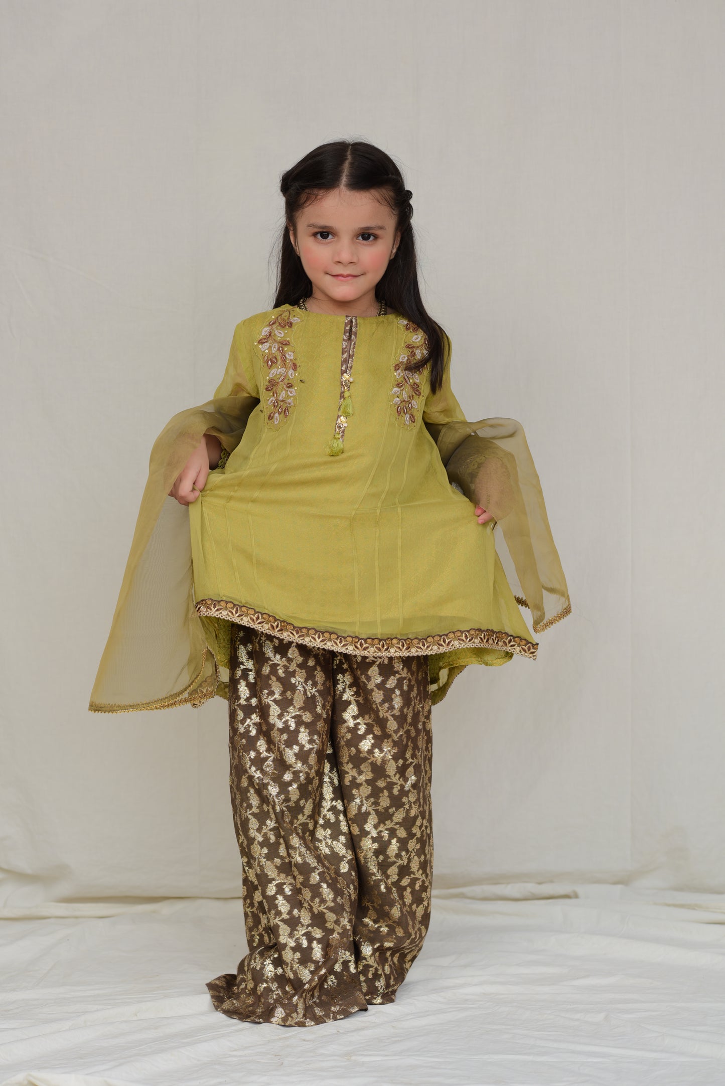 Little Miss Heritage Outfit (FFG-017)
