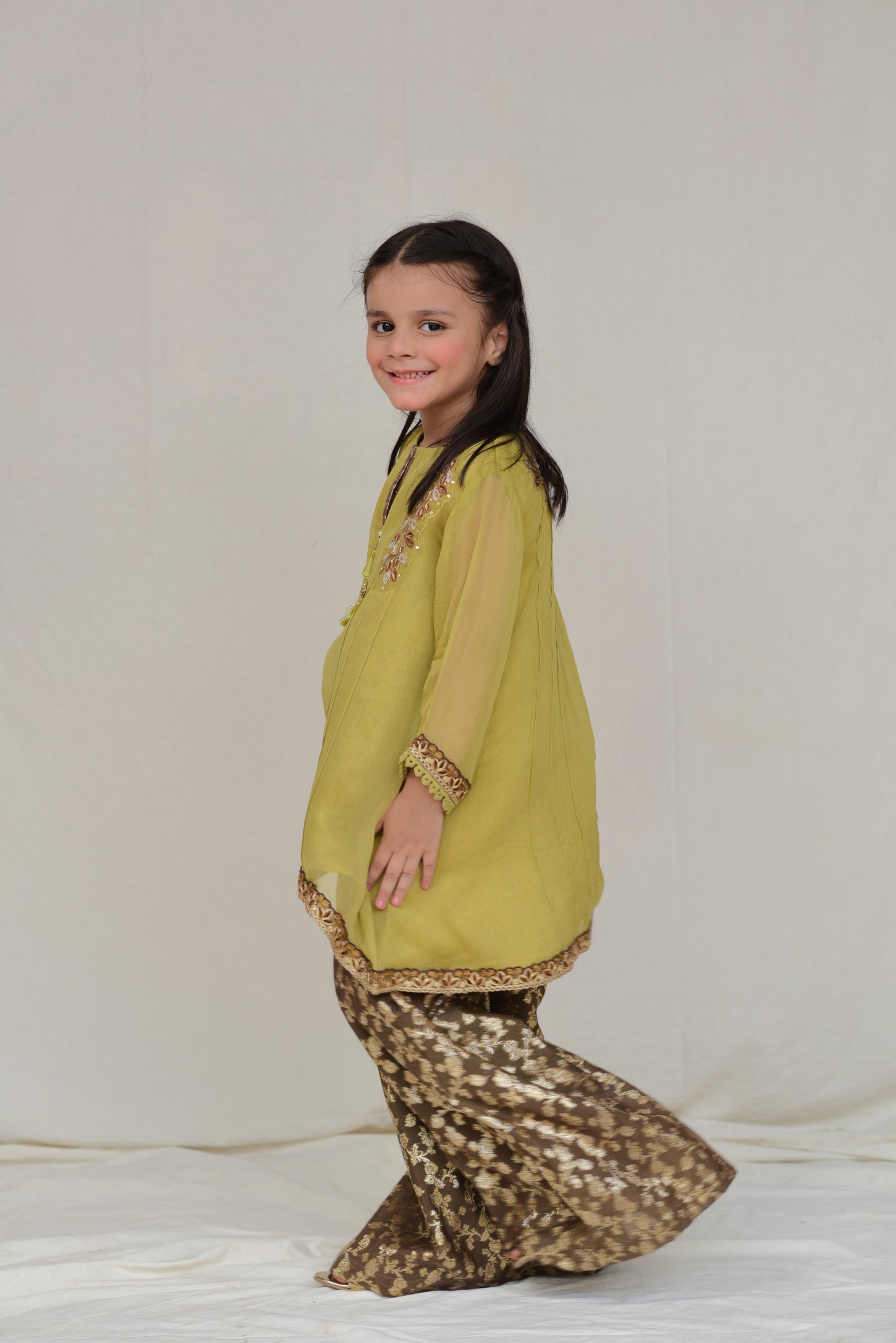 Husk Orangy Yellow (FFG-017)