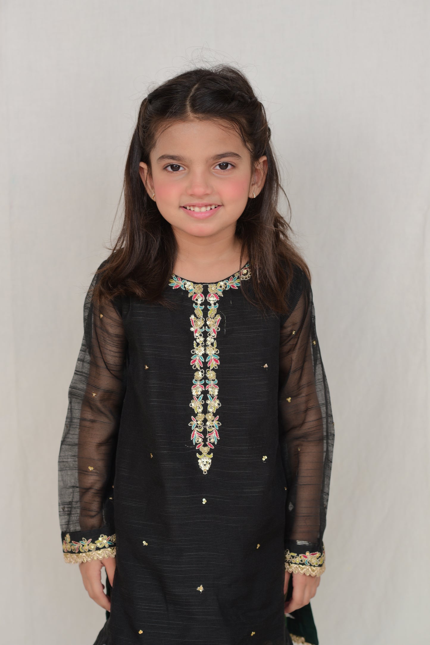 Khaddi Net black (FFG-037)