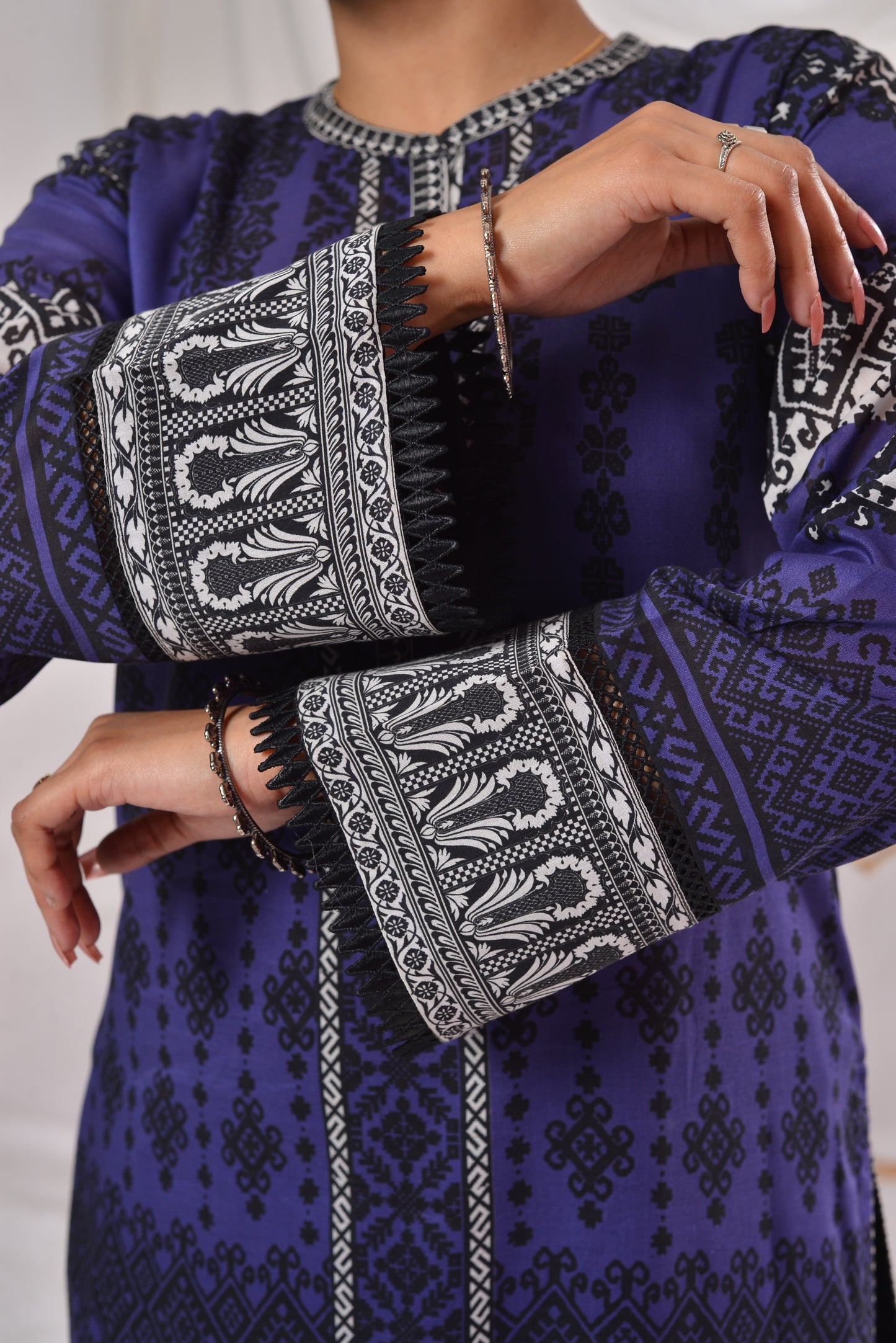 Violet Blue (WFC-015)