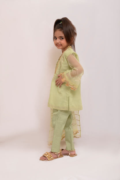 Pista  (FFG-015)