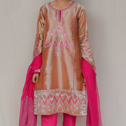 Champagne Gold & Fuchsia (WFF-001)